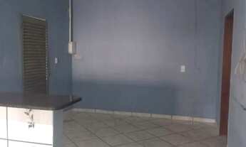 Imagem 3: Vendo casa no Icuí-Guajará, próximo do meio a meio