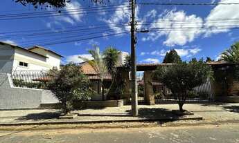 Imagem 3: Casa para aluguel em Montes Claros-MG, no bairro Jardim São Luiz, 05 quarto(s