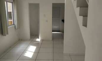 Imagem 2: Vendo ágio casa duplex em condomínio - parcelas do financiamento apenas R$ 590,00