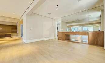 Imagem 5: APARTAMENTO Á VENDA NA MELHOR LOCALIZAÇÃO DO ITAIM BIBI!! OPORTUNIDADE ÚNICA, 220M², 3 SUÍ