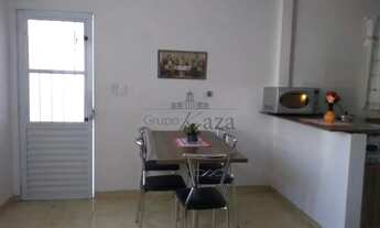 Imagem 2: Oportunidade - Casa com edícula - Jardim Colonial - 3 Dormitórios - 90m²
