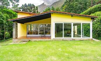 Imagem 3: Casa com 4 quartos em condomínio em Araras, Petrópolis