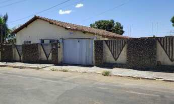 Imagem: Casa Grande, Barata e Bem localizada