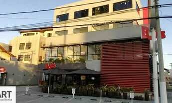 Imagem 2: Andar comercial com 100m² nos Cavaleiros