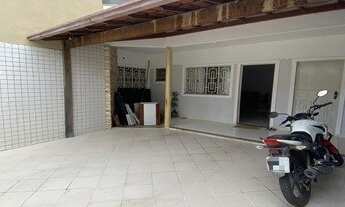 Imagem 2: Casa geminada no Grã Duquesa