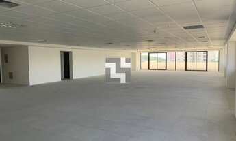 Imagem 2: Escritorio e sala na Barra Funda de 322m² com 9 vagas de garagem