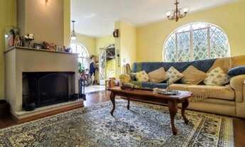 Imagem 2: Casa térrea, localizada em rua tranquila e arborizada, reformada, 3 suítes - Venha Conferi