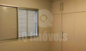 Imagem 3: Apartamento: prédio está localizado em uma rua tranquila, sem saída no Alto da Lapa