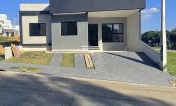 Imagem 2: Casa térrea + piscina: única no condomínio