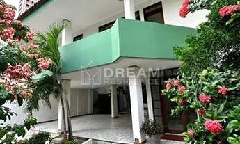 Imagem: Casa para venda tem 300 metros quadrados