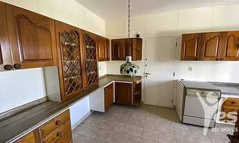 Imagem 5: Cód.: 10415 - Apartamento de 193m² com 03 dormitórios sendo 01 suíte e 03 vagas de garagem