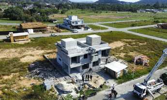 Imagem 2: Casa para venda com 150 m2 com 3 quartos em Rio Tavares - Florianópolis - SC