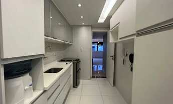 Imagem 2: PC - Belíssimo apartamento em Boa Viagem todo reformado com 3 quartos !