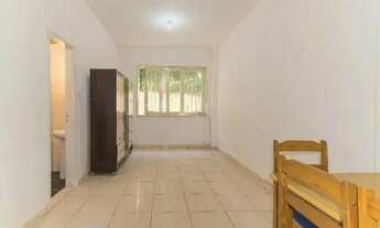 Imagem 2: Condomínio Edificio Lucia Maria - 32 m² - 1 quarto - 1 banheiro - Catete