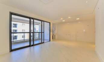 Imagem 4: Apartamento com 2 dormitórios à venda com 144m² por R$ 990.000,00 no bairro Água Verde - C