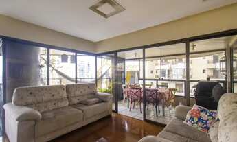 Imagem 4: 300 área útil! 4 quartos sendo 4 suítes e 4 vagas de garagem!