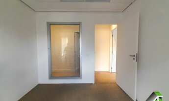 Imagem 7: ITAIM BIBI: Escritório reformado de 150m2 disponível para locação e venda