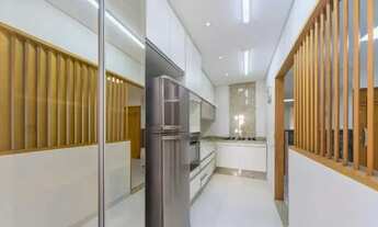 Imagem 2: Cód.: 13230 - Apartamento de baixo condomínio rico em planejados, 80m² de área total, 03 d