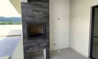 Imagem: Linda casa com 03 dormitórios sendo 01