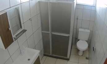 Imagem 5: Casa em pequena vila tranquila