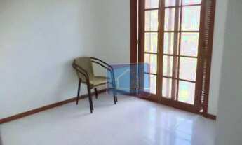 Imagem 5: EXCELENTE CASA Casa com 3 dormitórios