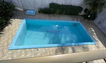 Imagem 3: Linda casa em Alphaville, 4 Dormitórios sendo 2 suítes, lazer com piscina e churrasqueira