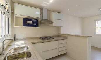 Imagem 2: Sobrado com 3 dormitórios para alugar, 94 m² por R$ 5.361,00/mês - Barreirinha - Curitiba