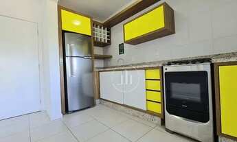 Imagem 2: Apartamento com 2 dormitórios à venda, 67 m² por R$ 420.000,00 - Centro - São José/SC