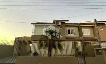 Imagem 4: Casa de 3 dormitórios com suíte no Bairro Tomazetti