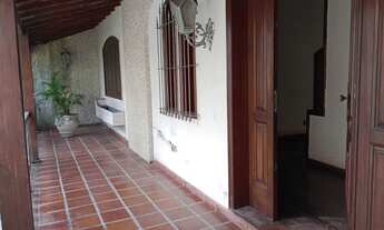 Imagem 2: Alugo Casa para fins Comerciais em Nova Iguaçu