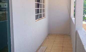 Imagem: Alugo parte superior de sobrado