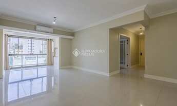 Imagem 3: Imóvel para venda tem 144 metros quadrados com 3 quartos em Rio Branco - Porto Alegre - RS