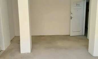 Imagem 4: Imóvel para aluguel e venda possui 28 metros quadrados com 1 quarto em Catete - Rio de Jan