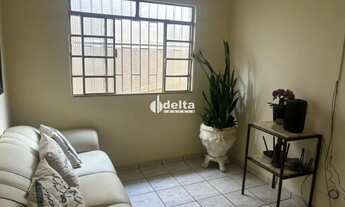 Imagem 3: Casa residencial com 4 quartos sendo 1 suíte disponível para venda no bairro Bom Jesus em