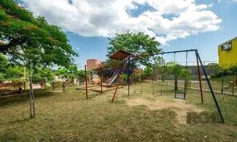 Imagem 3: APARTAMENTO REFORMADO DE 02 DORMITÓRIOS PERTO DE SUPERMERCADOS, ONIBUS E FARMACIAS