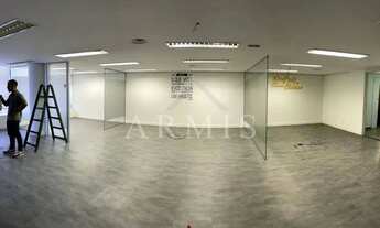 Imagem: Conjunto comercial no Centro Histórico!