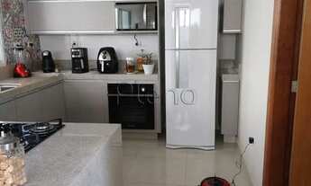 Imagem 6: Sobrado à venda em Valinhos, Jardim Santa Helena, com 3 quartos, com 254 m²