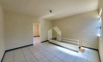 Imagem 3: Apartamento com 2 quartos para alugar, 90 m² por R$ 900/mês - Vila Nova - Poços de Caldas