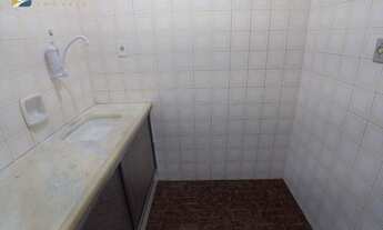 Imagem 2: Apartamento com 2 quartos para alugar, 43 m² por R$ 750/mês - Centro - Juiz de Fora/MG