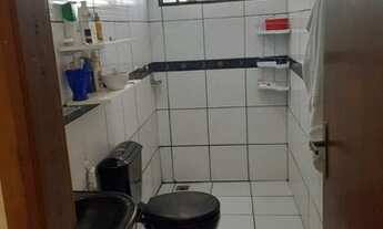 Imagem 3: Vendo otima casa de 4/4, na 507 sul, Palmas - To. O preço caiu de 599 mil para 580 mil