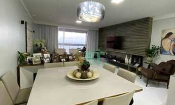 Imagem 2: Apartamento Frente Mar, Reformado, 3 Dormitórios sendo 3 Suítes, 1 Vaga, Pitangueiras, Gua