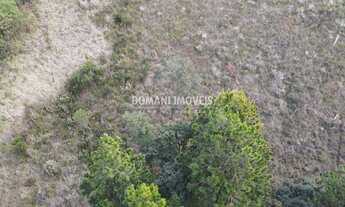 Imagem 2: Amplo Terreno à Venda na Região do Alto do Capivari - Campos do Jordão/SP