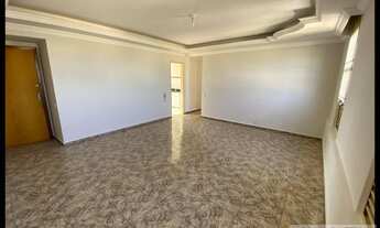 Imagem 2: Apartamento para Venda em Belo Horizonte, Santa Tereza, 3 dormitórios, 2 banheiros, 1 vaga