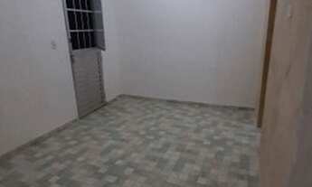 Imagem 4: Alugo casa pra quem procura silêncio na barriguda e próximo a rua das moças