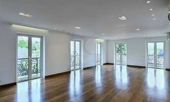 Imagem: Apartamento no Maison DOrleans ao lado do