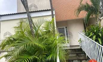 Imagem 3: Sobrado 300m, 3 quartos, 1 suíte master com banheira, closet, salas grandes, 4 vagas de ga