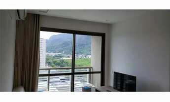 Imagem 6: Encante-se com o nosso Flat em Jacarepaguá: Conforto, Comodidade e Proximidade com a Natur