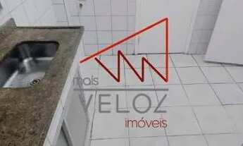 Imagem 2: 50m2 em quarto e sala com ótima localização em rua nobre de Laranjeiras