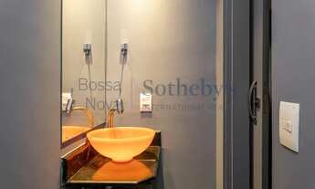 Imagem 5: Apartamento em rua tranquila e arborizada de Ipanema