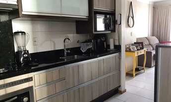 Imagem 4: OFERTA Apartamento de dois dormitórios com suíte semi mobiliado e duas vgs de garagem em B